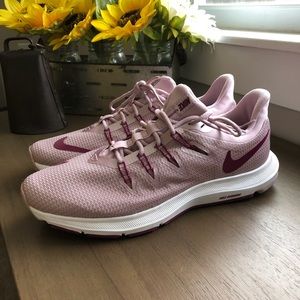 Nike pink running sneakers New Women 8.5
